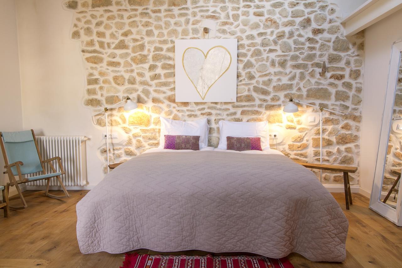 Home Hotel The Pink Pepper Tree Lloseta Buitenkant foto