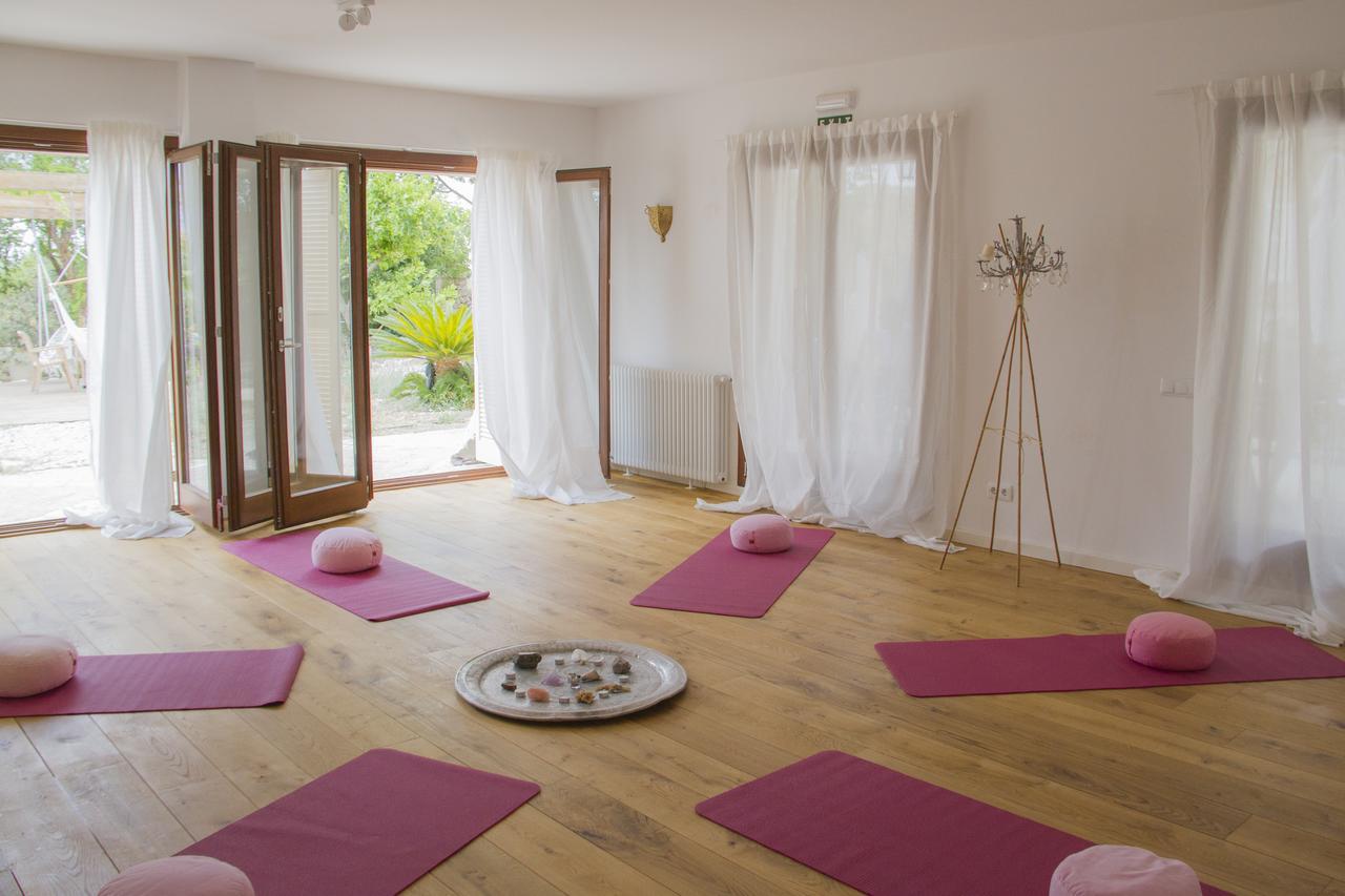 Home Hotel The Pink Pepper Tree Lloseta Buitenkant foto