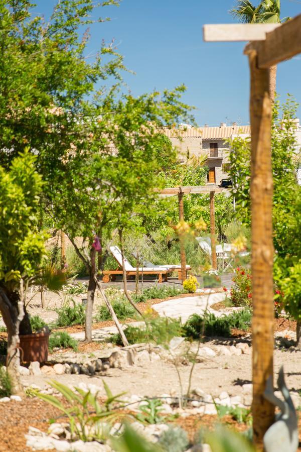 Home Hotel The Pink Pepper Tree Lloseta Buitenkant foto